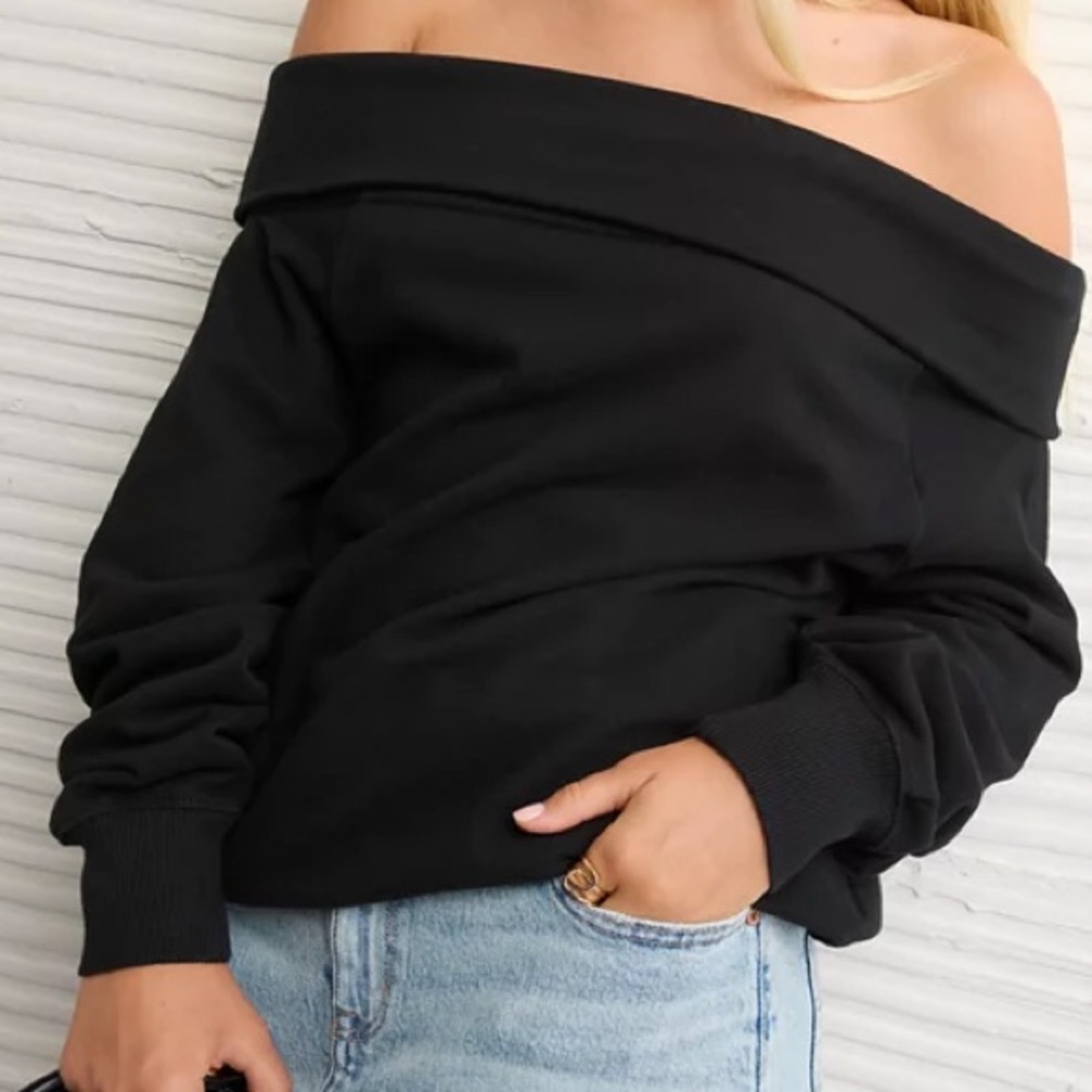 NEW American Eagle Foldover Off-Shoulder Black Sweatshirt. Size S.